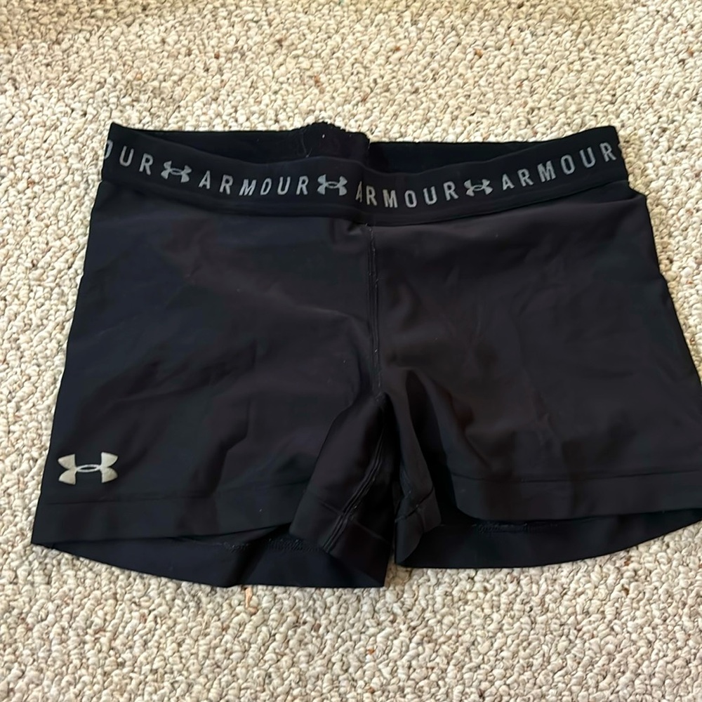 Under armour large spandex short